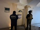 Decomisan 23 kilos de droga en cateo a exclusiva zona de departamentos en Monterrey