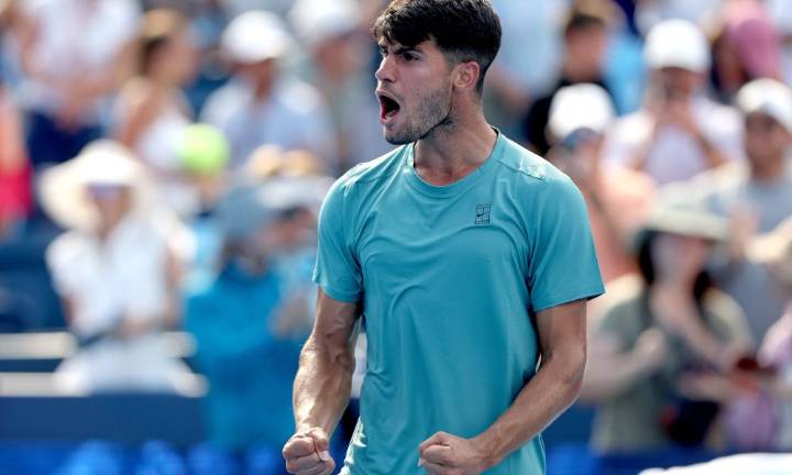 Alcaraz se cita con Sinner en la final de Cincinnati tras superar a Zverev