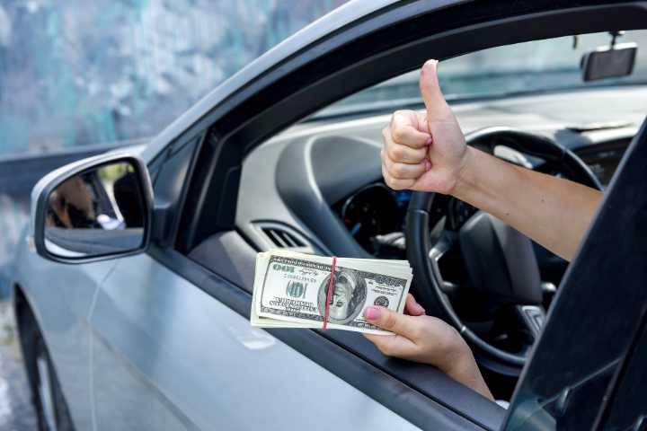 Explota escándalo de fraude por ventas de licencias de conducir en Kentucky