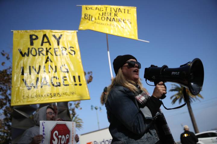Uber and Lyft drivers in California win a path to unionization 