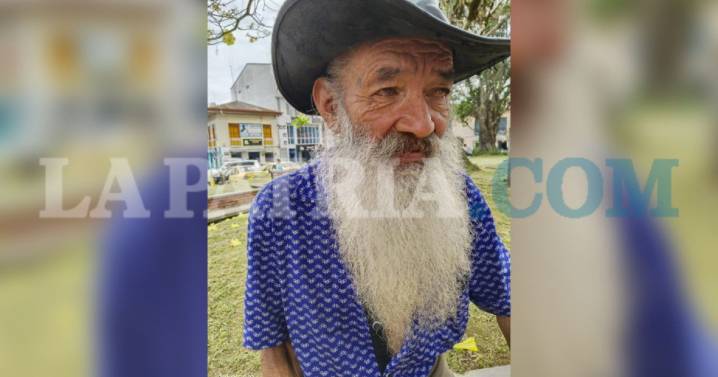 Tras un mes de muerte de Garra, atropellado por un carro, su familia se siente abandonada