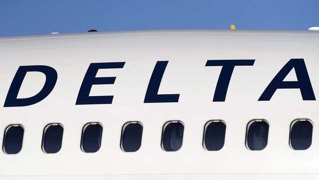 Delta plane clips empty jet during pushback from gate at Atlanta airport