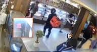 ¡Feroz asalto en SJM! ‘Falsos deliverys’ roban S/ 3 mil soles en panadería y frente a dos niños Cámaras de seguridad registraron como sujetos con armas asaltaron a trabajadores y comensales.