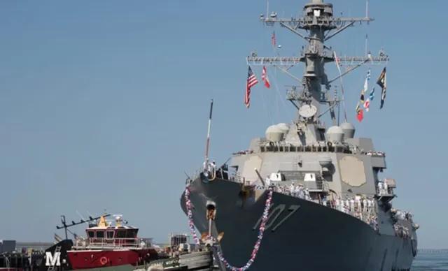 Destructores frente a Venezuela: tres Aegis en rumbo y un coloso anfibio en retaguardia