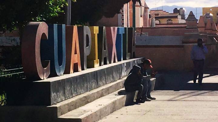 Dos marinos heridos y tres pobladores lesionados durante un intento de linchamiento en Cuapiaxtla