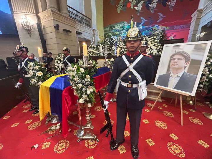 Un país en shock. Duras críticas a Petro tras la muerte de Uribe Turbay, que también reabrió una herida en la derecha de Colombia
