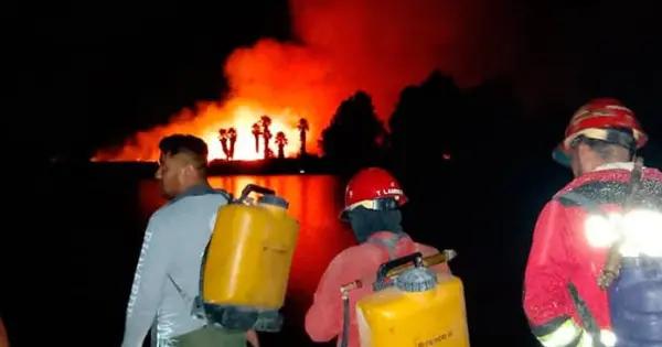 Voraz incendio en la Media Luna