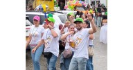 Colegio del Norte de Caldas festeja sus 40 años con un gran encuentro de egresados: hubo desfile y fiesta