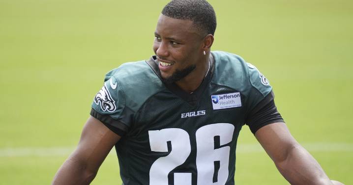 Eagles' Saquon Barkley declines invitation to join Trump's sports council