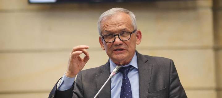 Caso Carlos González: PGN recopiló más de 600 correos y documentos en Cancillería