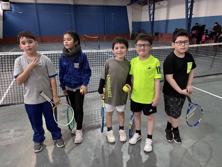 Punto a punto se jugaron los cupos para el clasificatorio al Nacional de Tenis Escolar