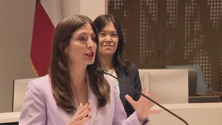 Harris County commissioners plan to deal with deficit without raising taxes