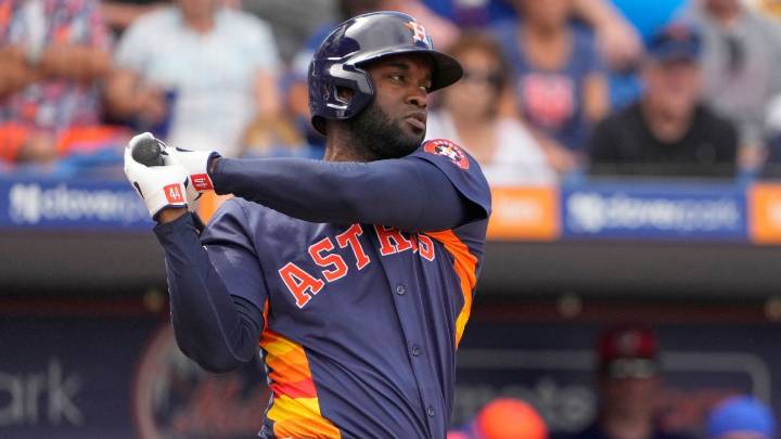 Slugger Yordan Alvarez, out since May 3, returns to Astros