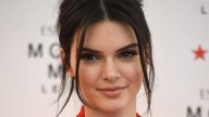 6 diseños de uñas amarillo mantequilla inspiradas en el manicure de Kendall Jenner que te harán lucir unas manos juveniles y sofisticadas