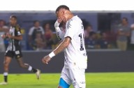 Vasco golea por 0-6 al Santos de Neymar ante atónita afición que da la espalda al equipo