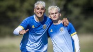 Alejo Veliz metió nuevo look para cumplir la promesa que había hecho en la previa del clásico