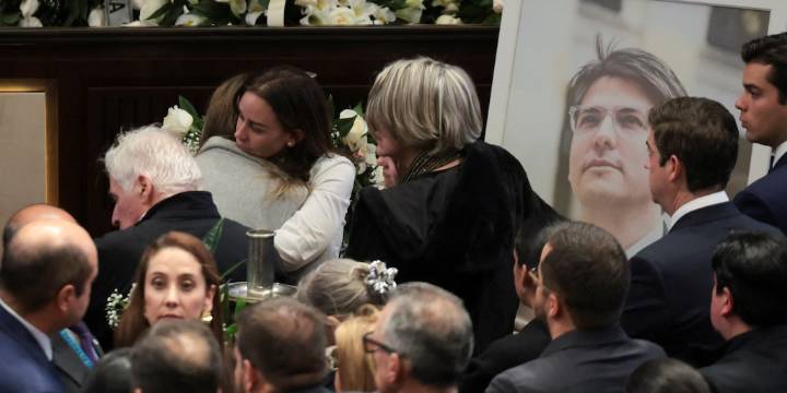 En imágenes: Colombia despide en cámara ardiente a Miguel Uribe Turbay en el Capitolio Nacional