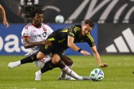Vilsaint scores late equalizer in Toronto FC debut to tie Columbus 1