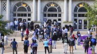 EEUU planea reducir la duración de los visados a estudiantes y periodistas