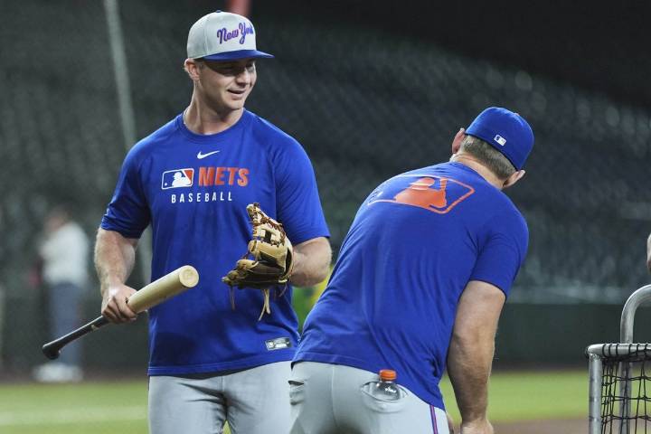 David Stearns backs Mets' hitting coaches, points to their track record