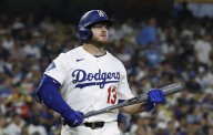 Dodgers’ Max Muncy scratched from lineup with soreness in side