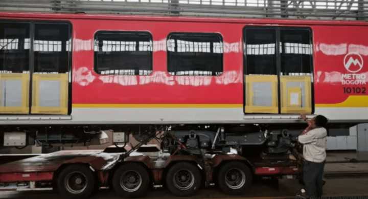 ¿Cómo envían los trenes del Metro de Bogotá desde China?