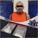Policías Municipales sorprenden a sujeto en posesión de cristal