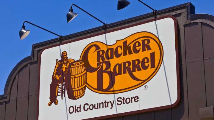 Cracker Barrel to return to its old logo after backlash