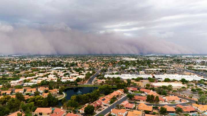 Dust storm, monsoon in Phoenix left thousands without power
