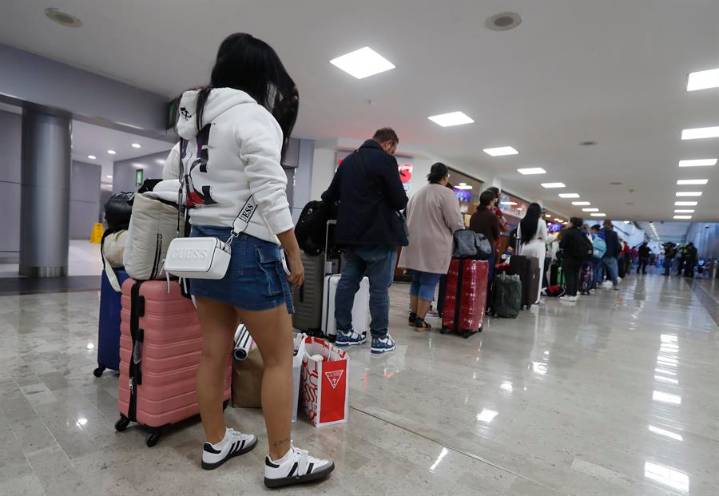 México registra once millones de turistas extranjeros vía aérea en primer semestre de 2025