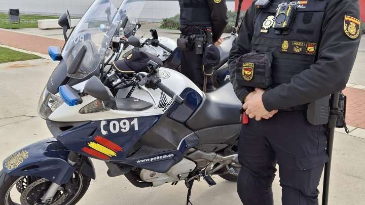 Dos hosteleros detenidos en Castellón por esclavizar a una pareja de inmigrantes: sueldos de 700 euros y sin días de descanso