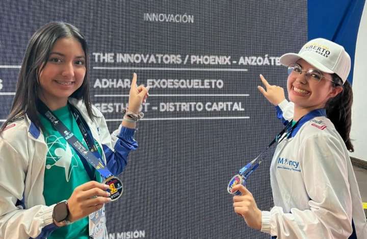 Jóvenes de Anzoátegui ganaron dos premios en Olimpiada Nacional de Robótica Creativa 2025