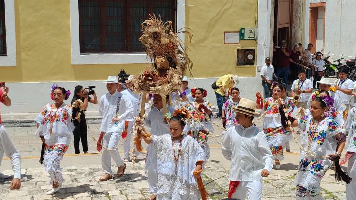 Un éxito el Tercer Foro Artesanal y Cultura Maya