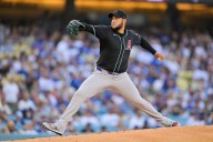MLB roundup: Yankees top White Sox in 11th for 7th straight win