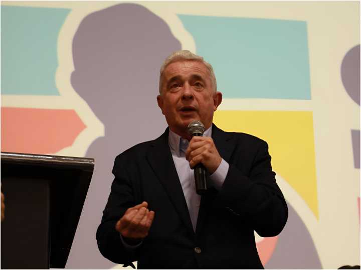 Uribe le cierra la puerta a la precandidatura de Juan Carlos Pinzón