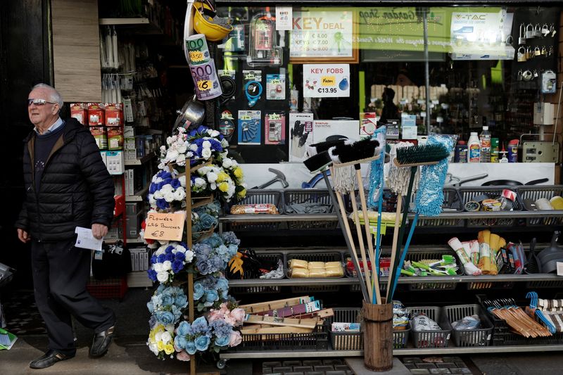 Irish consumer sentiment improves slightly in August