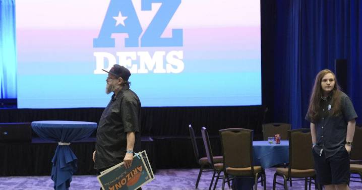 Poll: Democrats call party 'weak'; GOP seen as 'greedy'