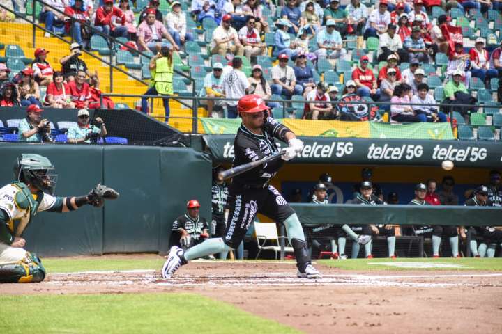 Pericos de Puebla, contra la pared ante Diablos Rojos