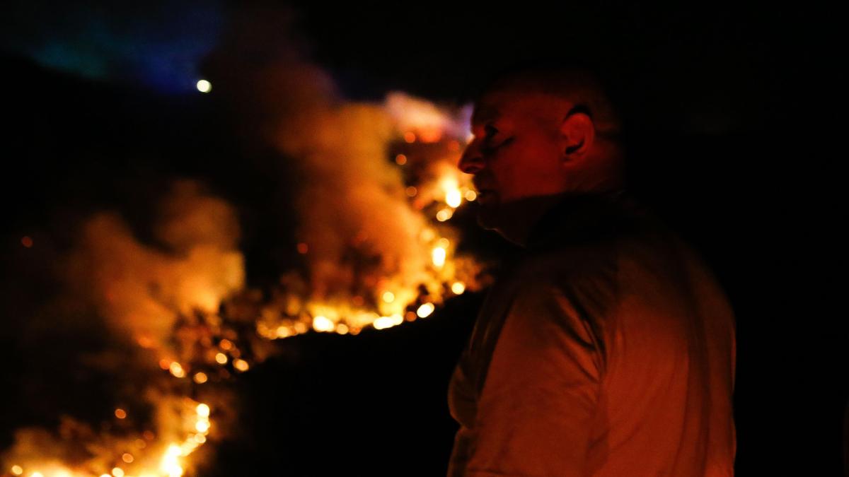 La bajada de las temperaturas da una tregua, pero continúan activos 22 incendios en España