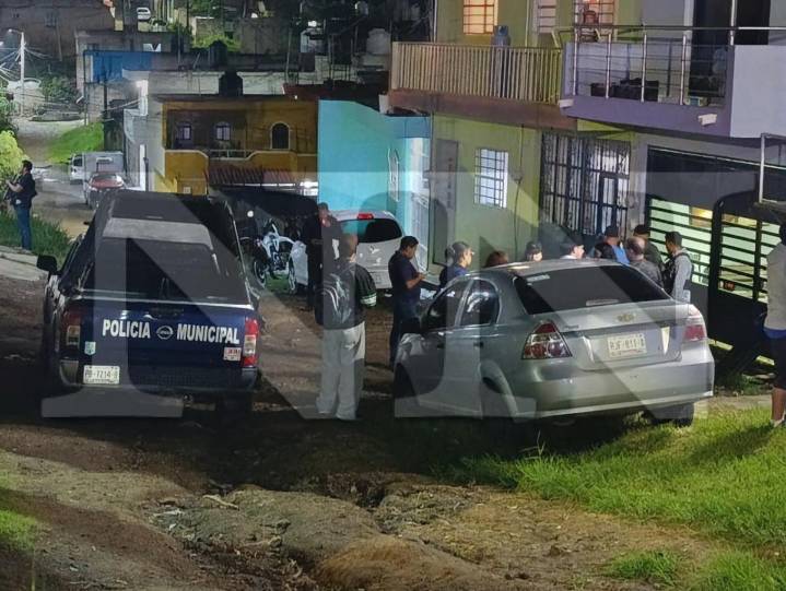 REPORTAN EL HALLAZGO DE UNA MUJER COLGADA AL INTERIOR DE SU VIVIENDA