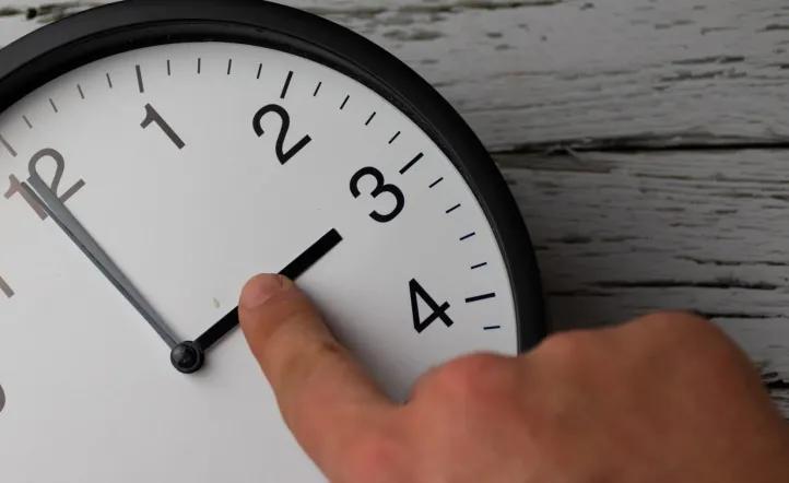 Cambio de huso horario en Argentina: tras la aprobación en Diputados, cómo se deberían modificar los relojes