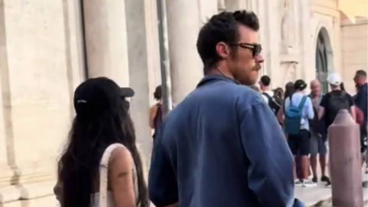Zoë Kravitz y Harry Styles, pillados paseando del brazo por Roma