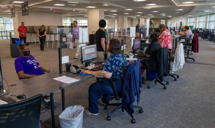 Early voting begins at Cuyahoga County’s new downtown Cleveland location (photos)