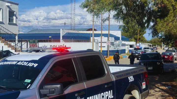 Muere Policía Dentro de la Estación Distrito Valle en Ciudad Juárez