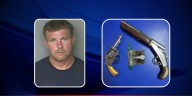 Marksville man arrested on weapons charges