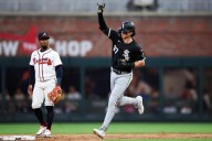 Medias Blancas aplastan a Strider en su lucha y vencen 13-9 a los Bravos – Chicago Tribune