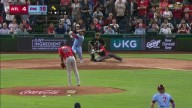 Kyle Schwarber hits 4 HRs, has Phillies
