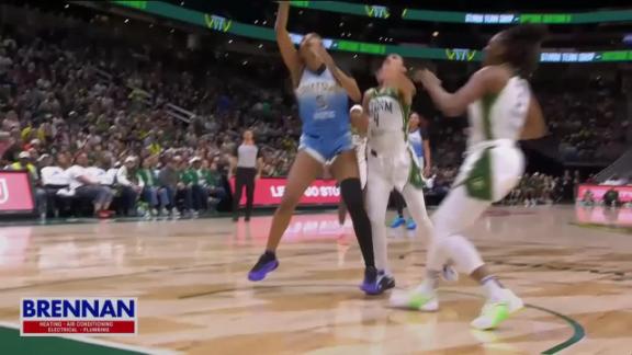 Nneka Ogwumike scores 20 to help Storm beat Sky 79