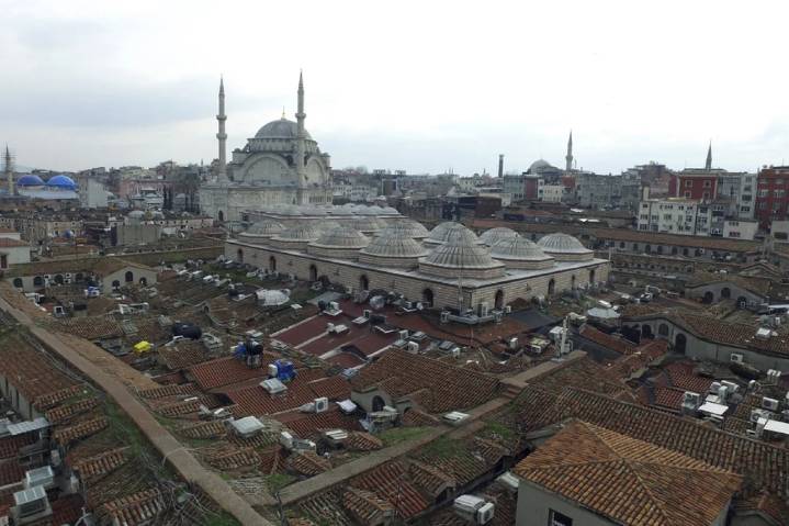 Incautan joyas y antigüedades valoradas en 30 mdd en Gran Bazar de Estambul