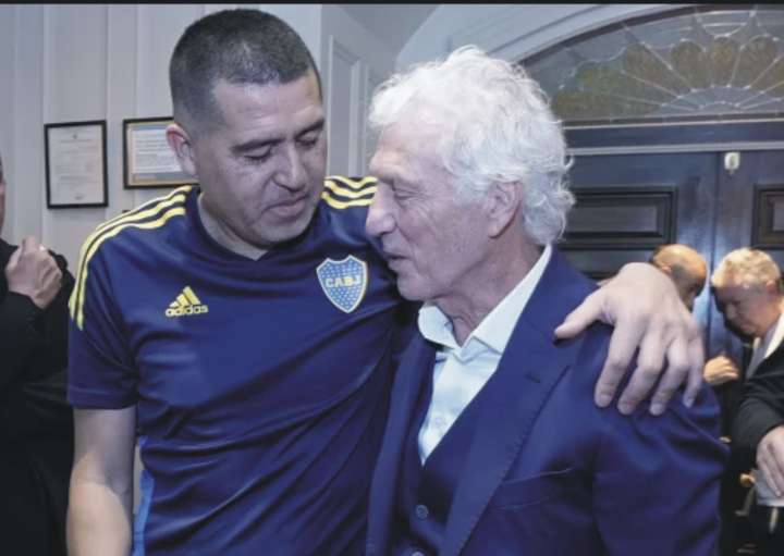 Boca llamó a Pékerman